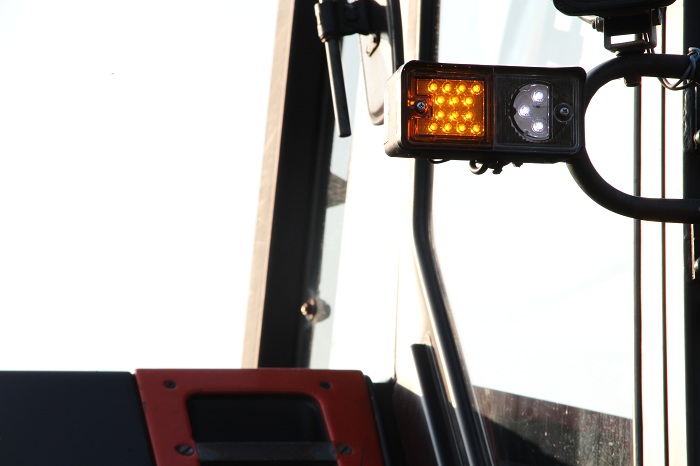 LED Blink-Positionsleuchte 12V 24V Schlepper Traktor Blinker Positionslicht  TOP