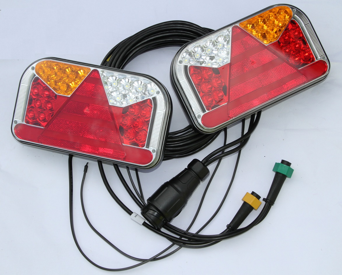Anhängerbeleuchtung LED Rückleuchten + 5M Kabel 13 PIN + 6 LED