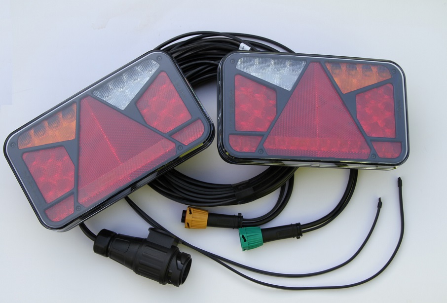 Rückleuchte / Rücklicht / Lampe Multipoint 3 (III) - Beleuchtung und  Elektrik